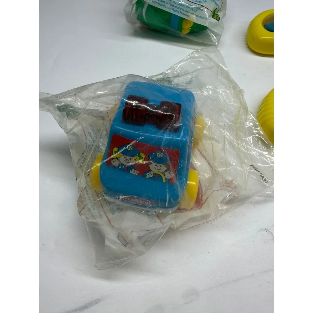 Playskool Toy Lot Vintage Spinning Gears and Wendys Kids Meal Vehicles 4pc